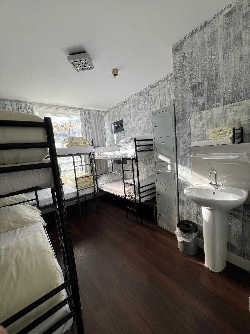 Amigo Budget Hostel image
