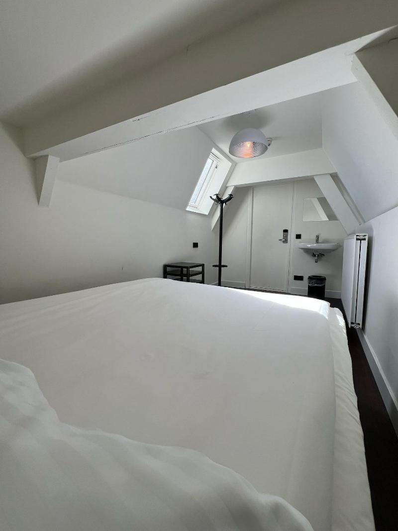 Amigo Budget Hostel image