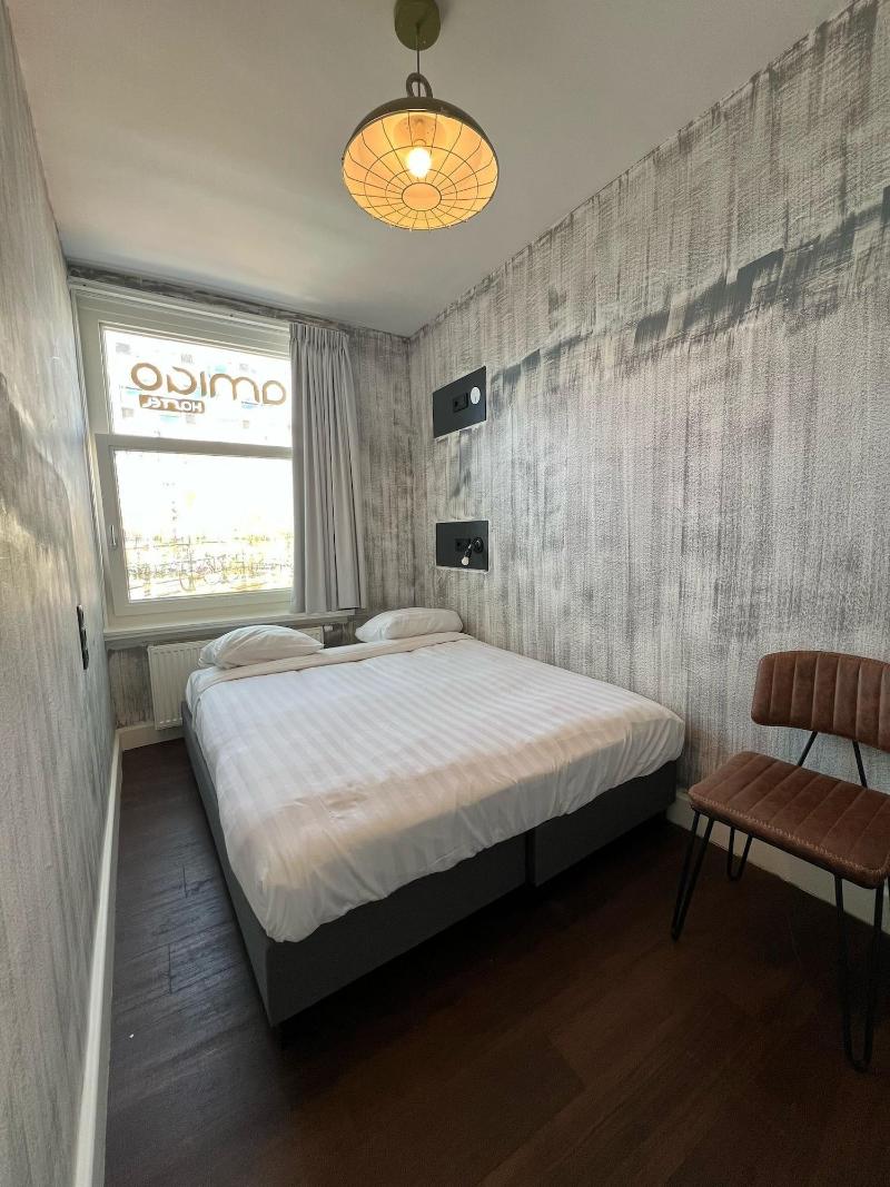 Amigo Budget Hostel image