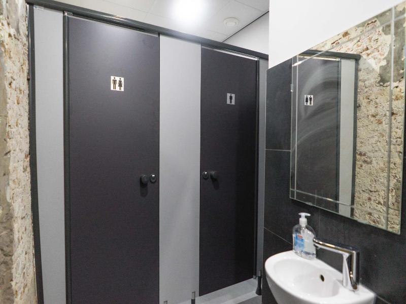 The Golden Stork - Hostel image