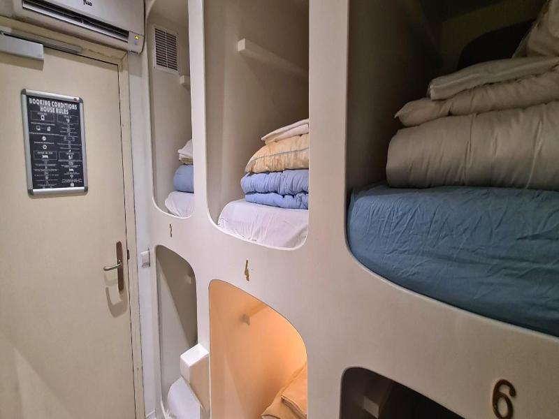 The Golden Stork - Hostel image
