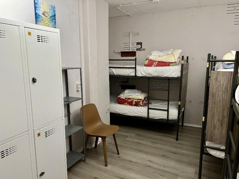 The Golden Stork - Hostel image
