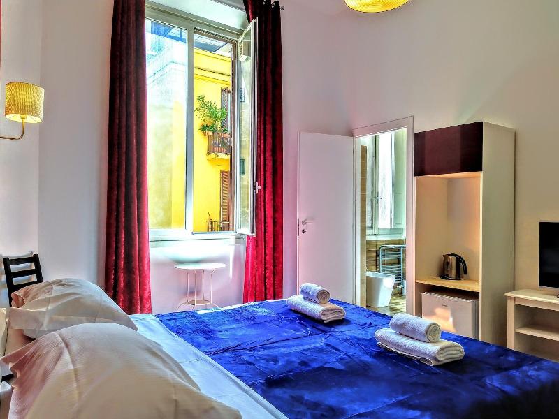 Nik King Rooms image