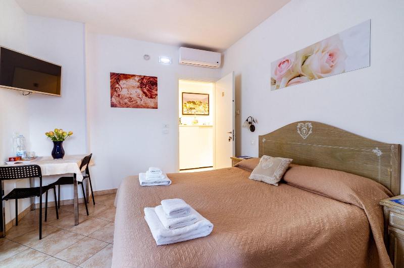 6 In Centro Guest House