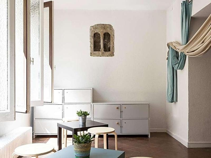 A Room In The City image