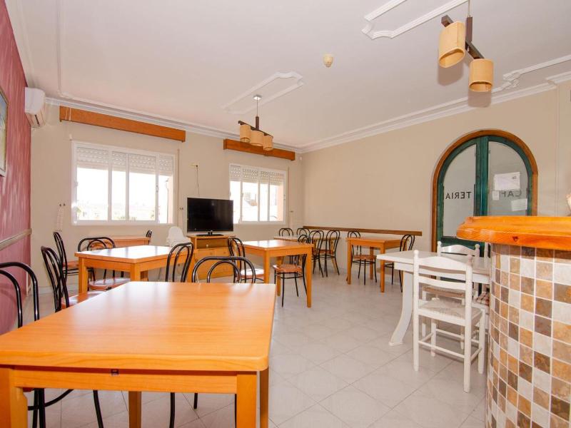 Hostal Manolo image