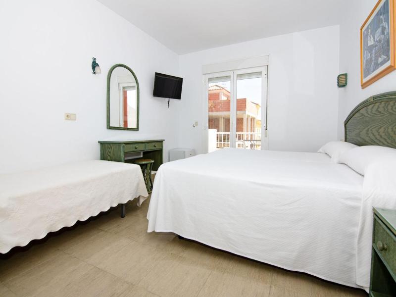 Hostal Manolo image