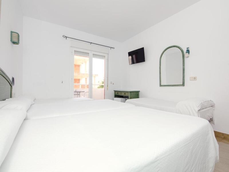 Hostal Manolo image