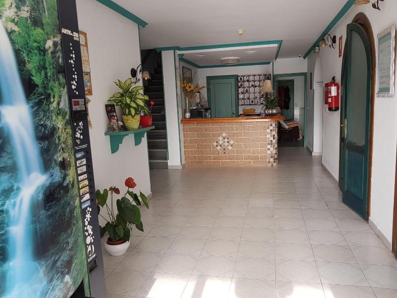 Hostal Manolo image