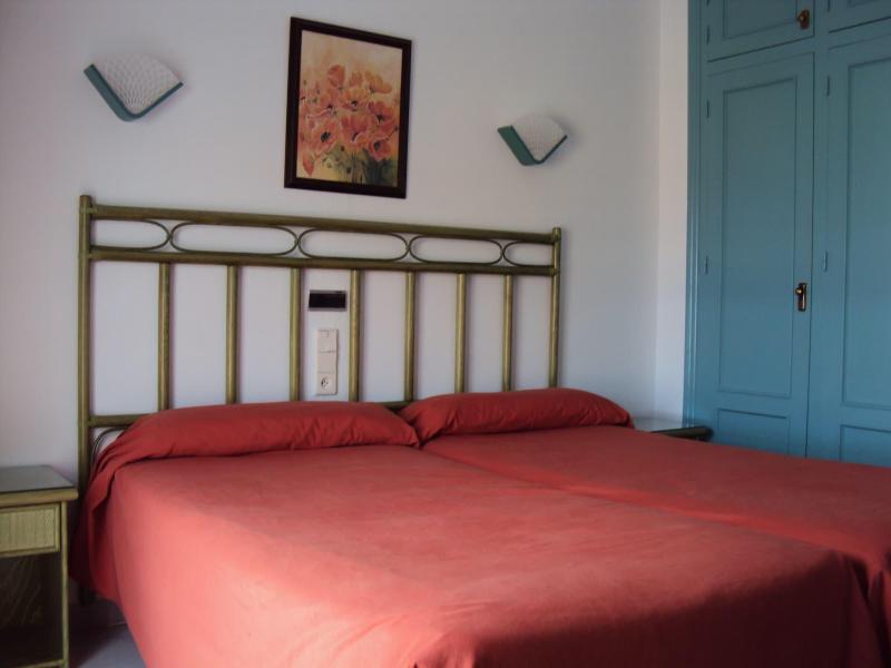 Hostal Manolo image