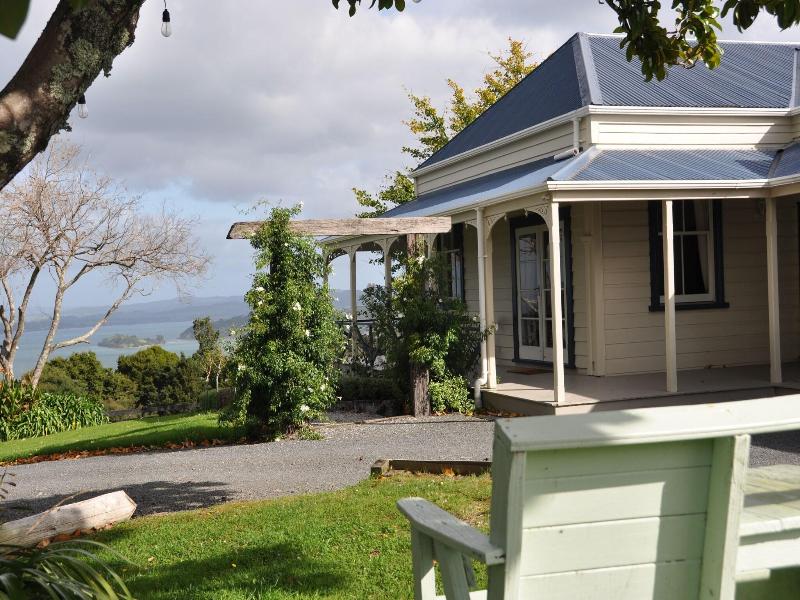 Kauri Villas, Parua Bay