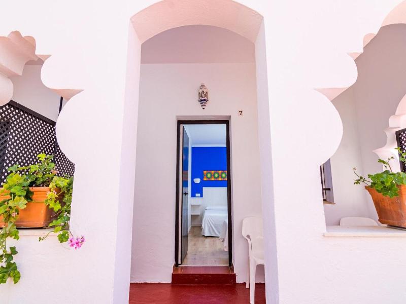 Hostal Alhambra image