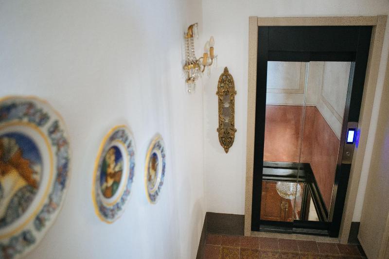 Domus Socolatae Residenza d'Epoca e Apartments image