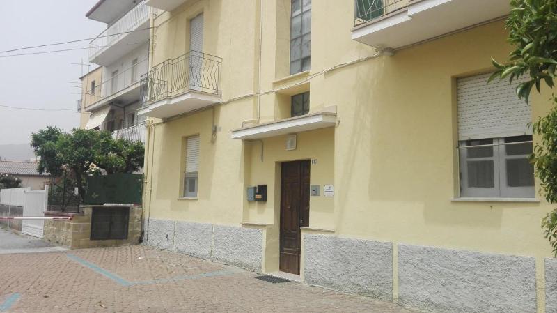 Barnet House Lamezia image
