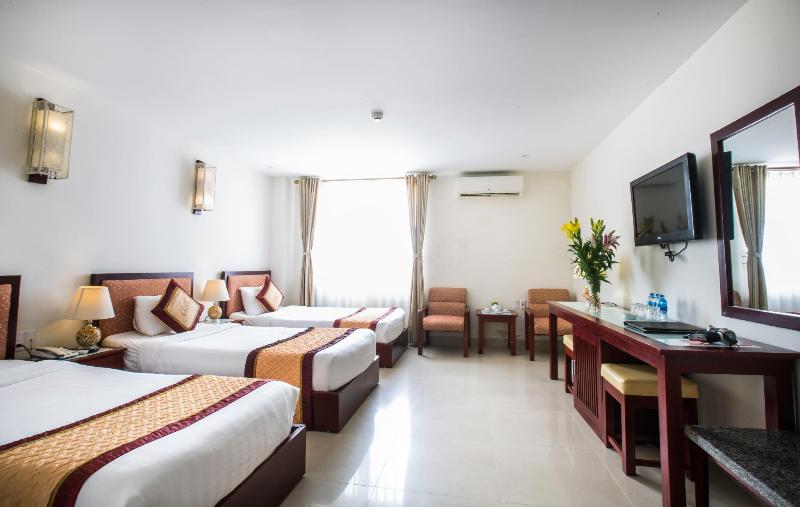 Luxe Hotel