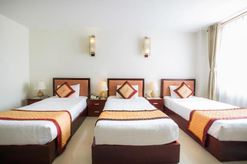 Luxe Hotel