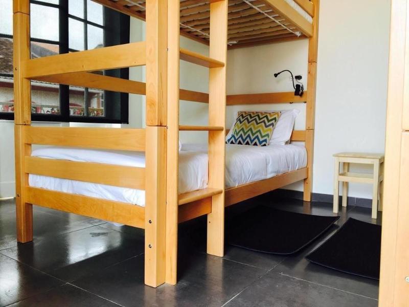 Globo Happy Hostel image