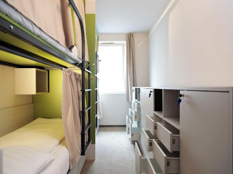 Maverick Hotel & Student Lodge image