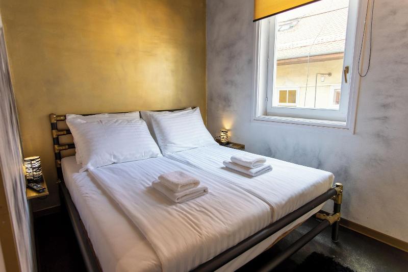 Chillout Hostel Zagreb image