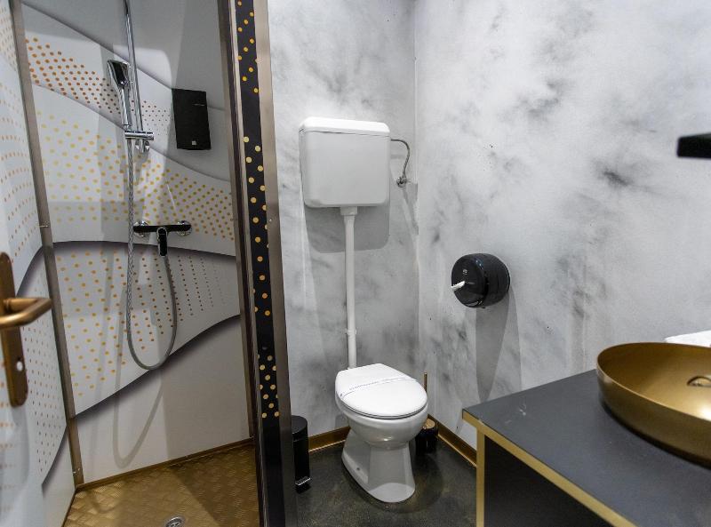 Chillout Hostel Zagreb image