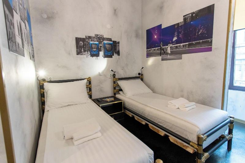 Chillout Hostel Zagreb image