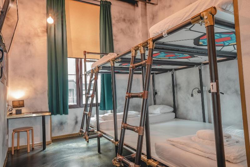 Chillout Hostel Zagreb image