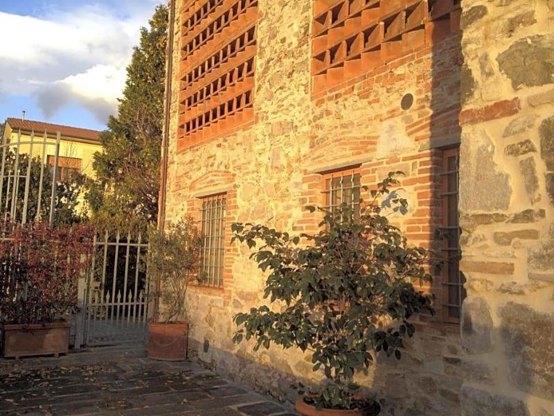 Corte Capitani image