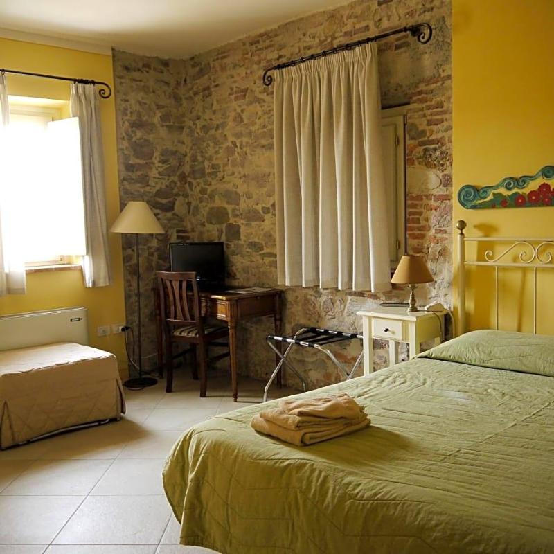 Corte Capitani image