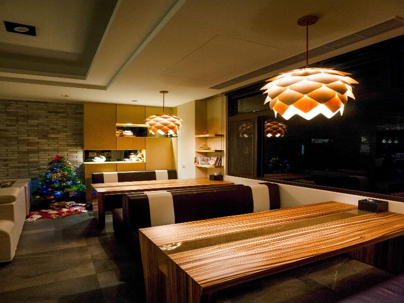 Sunny Stream Villa image