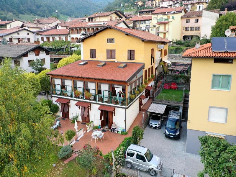 Ostello Trentapassi image