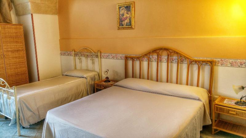 Villa Papaleo image