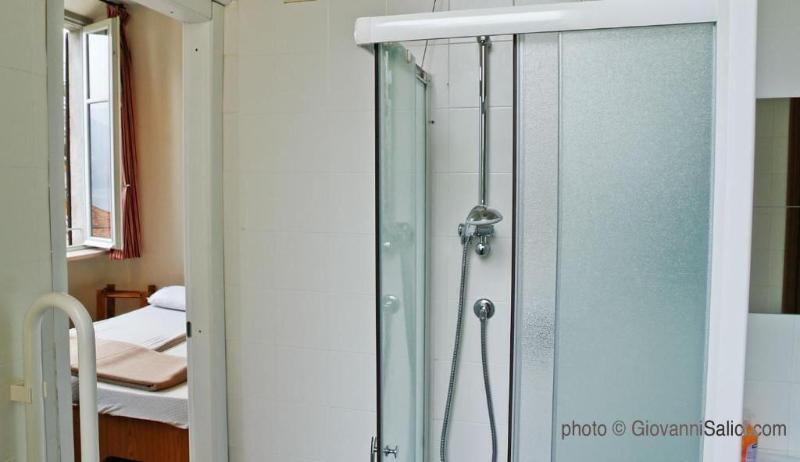 Lake Como Peace Lodge - Hostel image