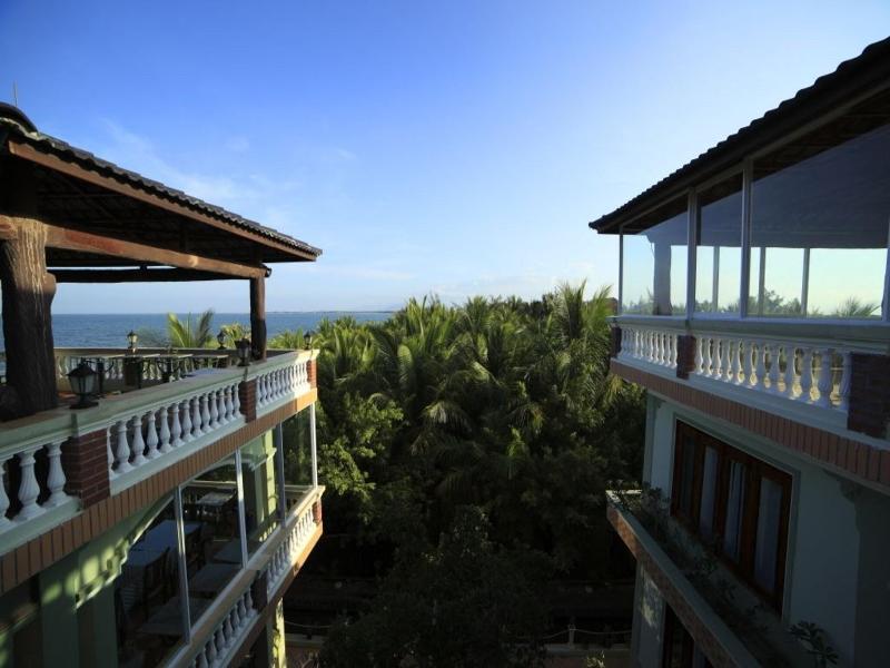 Con Ga Vang Resort image