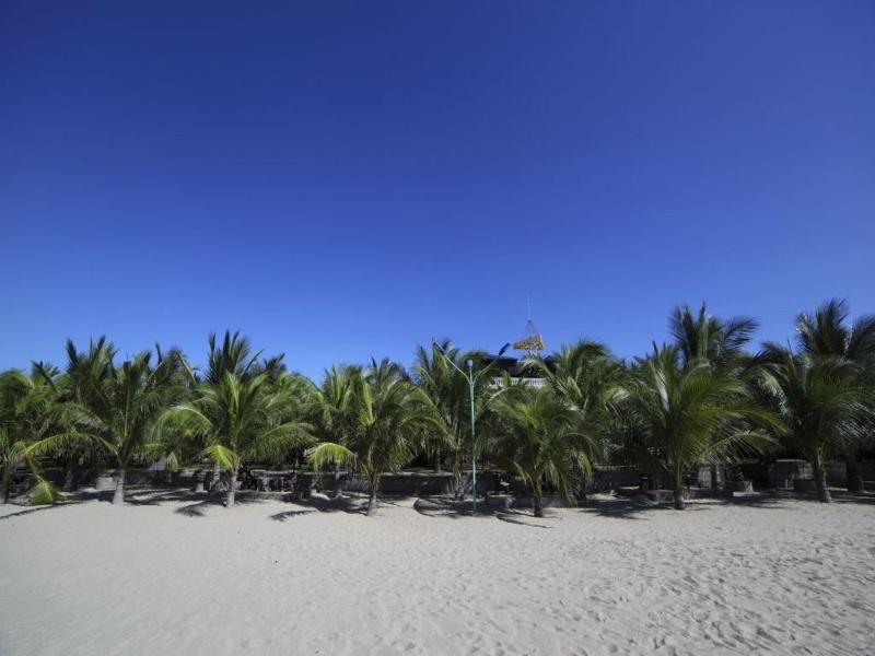 Con Ga Vang Resort image