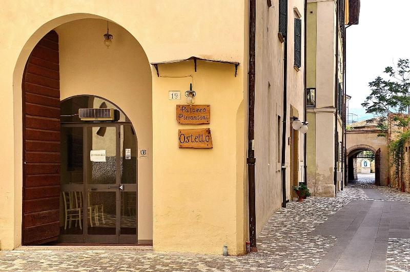 Ostello Palazzo Pierantoni image