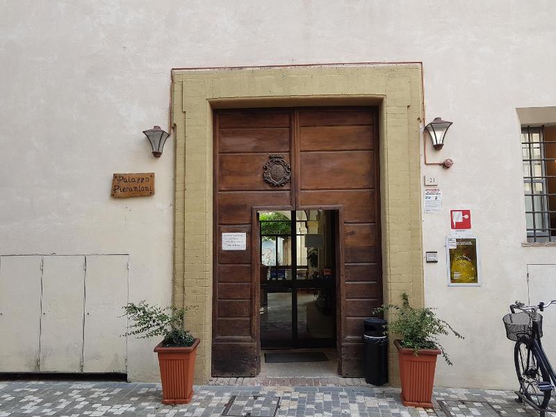 Ostello Palazzo Pierantoni image