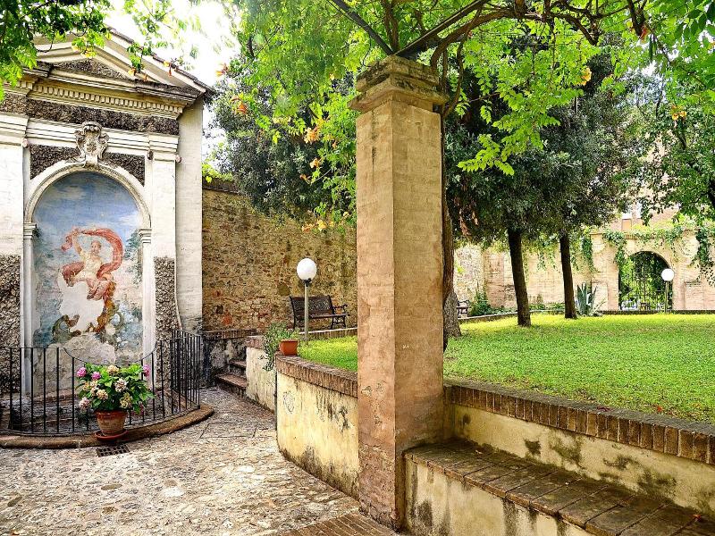 Ostello Palazzo Pierantoni image