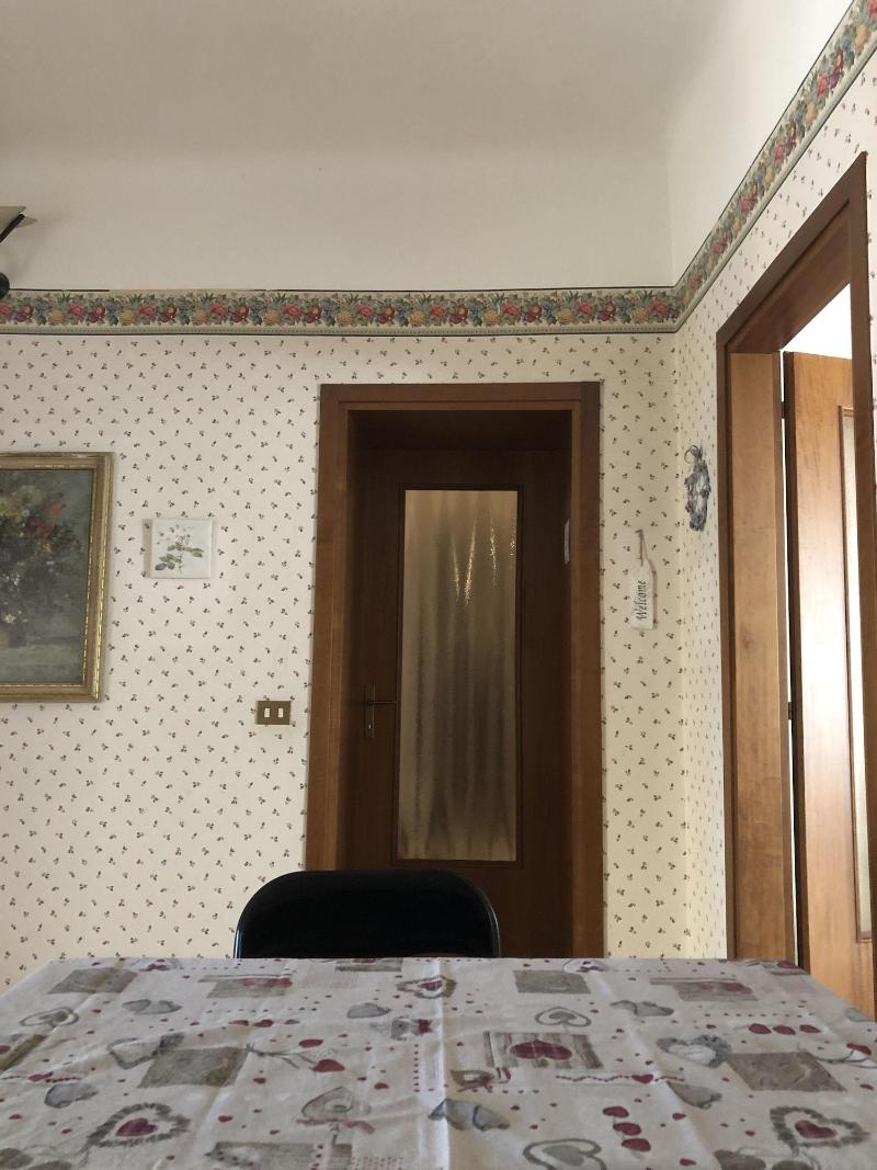 Ai Leoni image