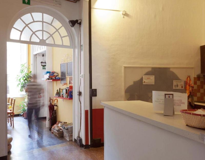 Manena Hostel Genova image