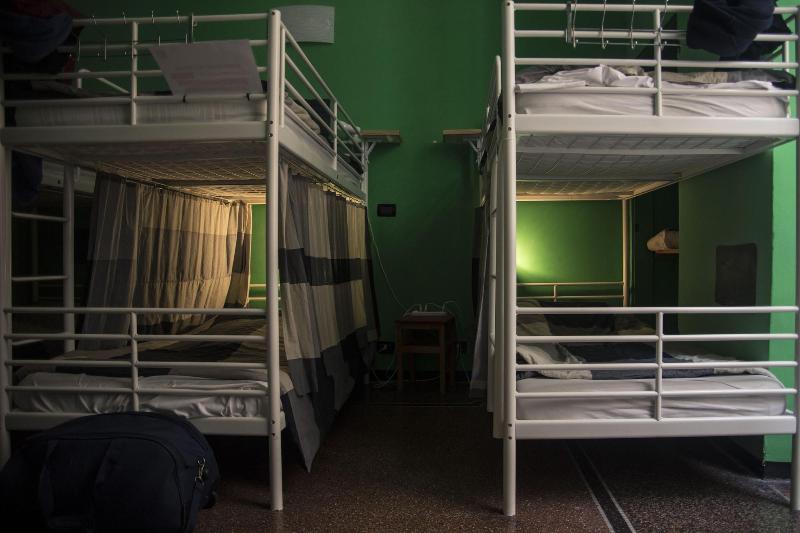 Manena Hostel Genova image