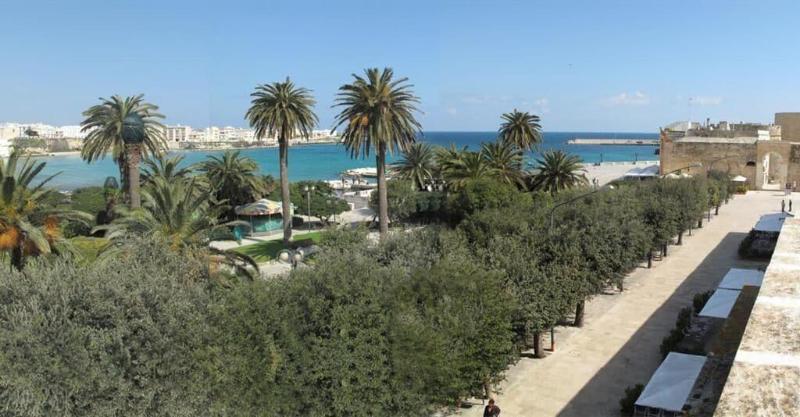 Balcone Su Otranto image
