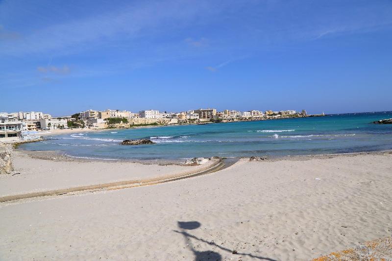 Balcone Su Otranto image