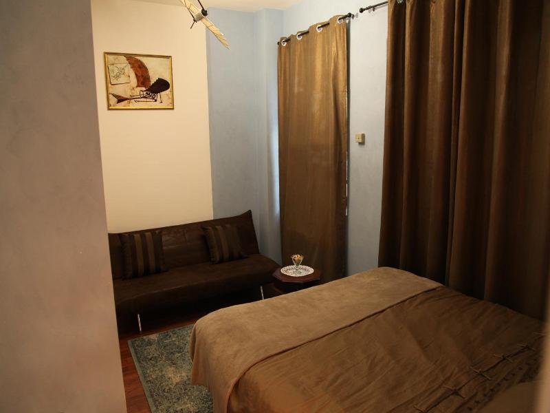 Atmos Luxe Navigli Hostel & Rooms image