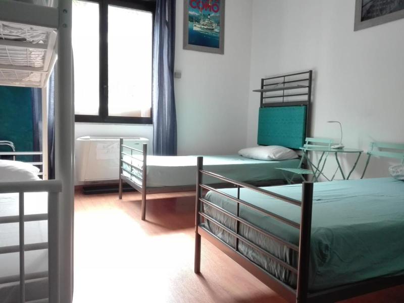 Atmos Luxe Navigli Hostel & Rooms image