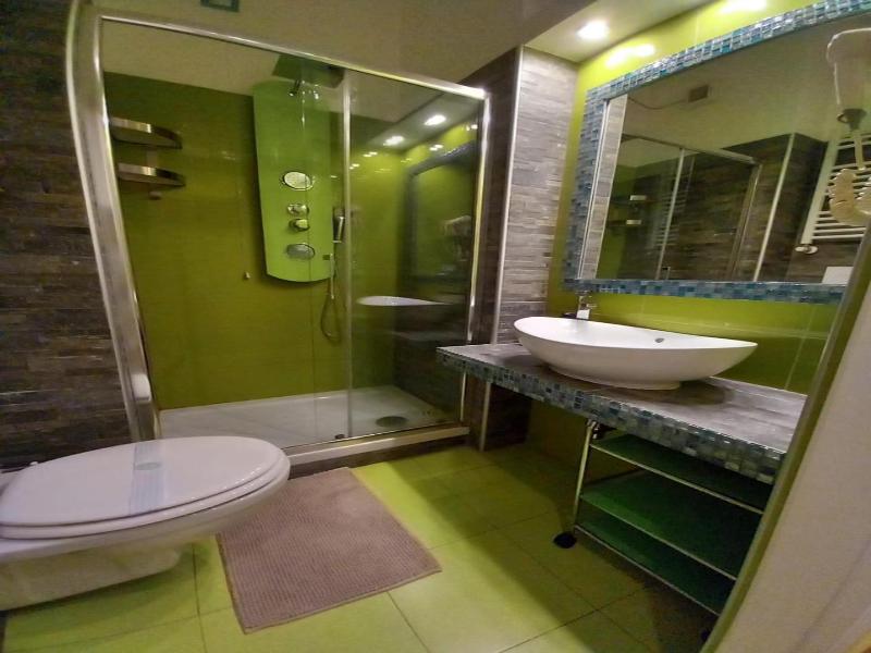 Atmos Luxe Navigli Hostel & Rooms image