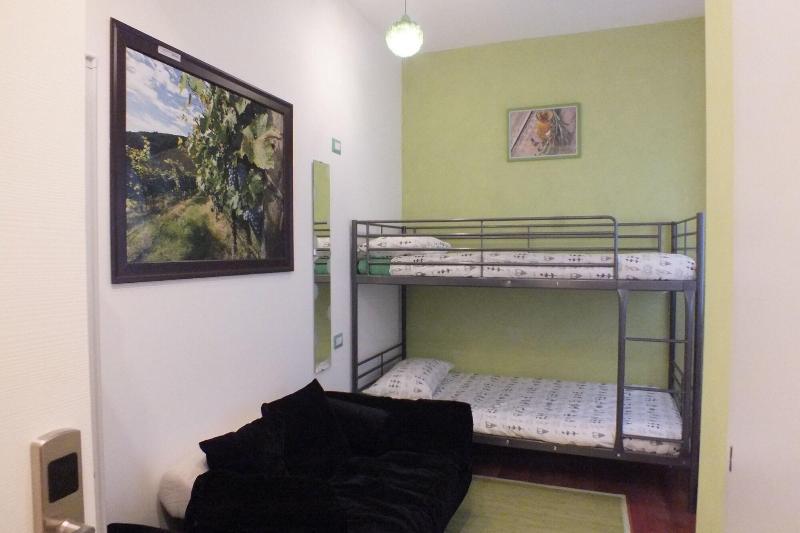 Atmos Luxe Navigli Hostel & Rooms image