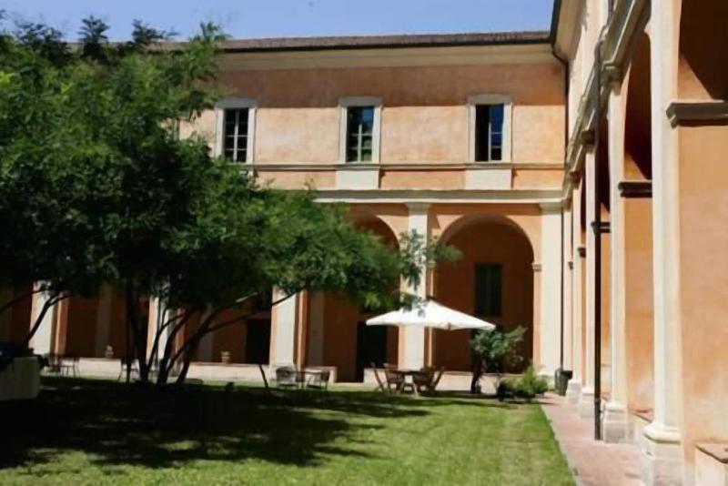 Student's Hostel della Ghiara image