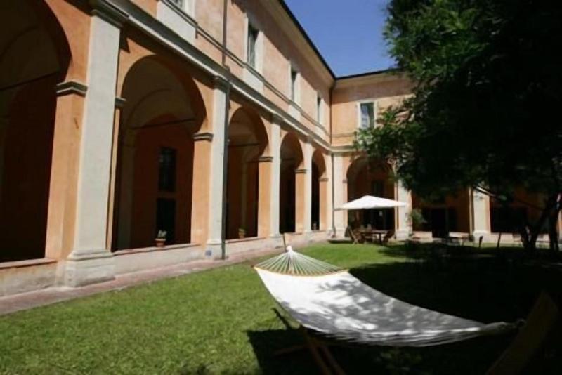 Student's Hostel della Ghiara image