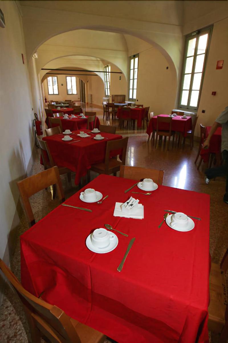 Student's Hostel della Ghiara image