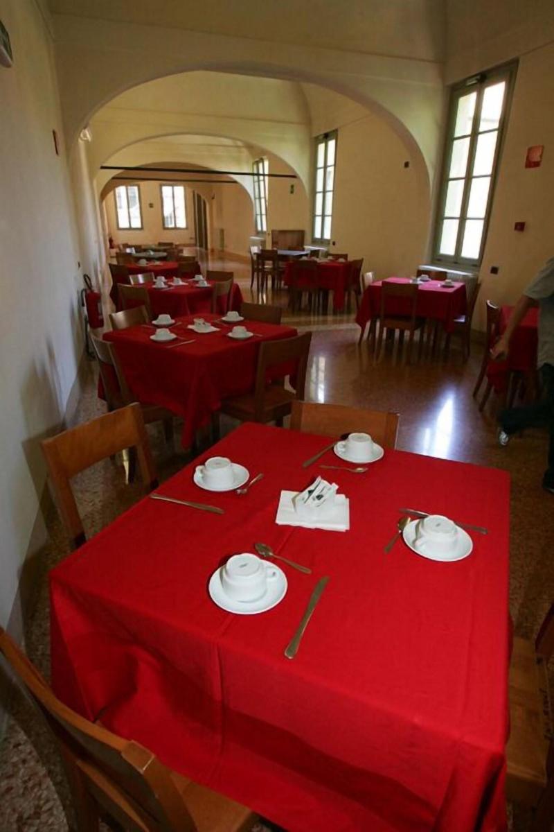 Student's Hostel della Ghiara image